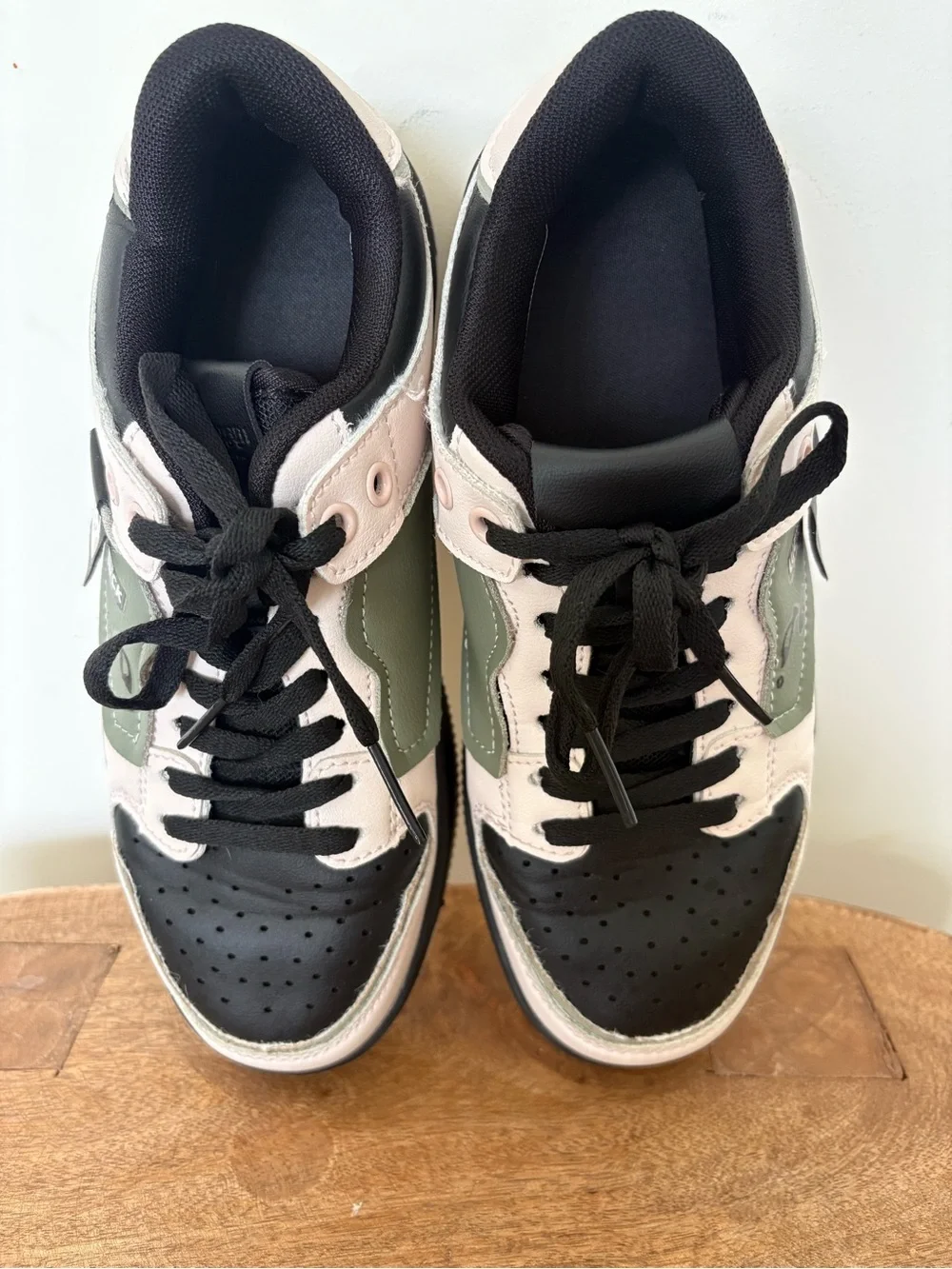 Bobo's House Women's Shoes Kawaii Neko Chunky Casual Fashion Sneakers